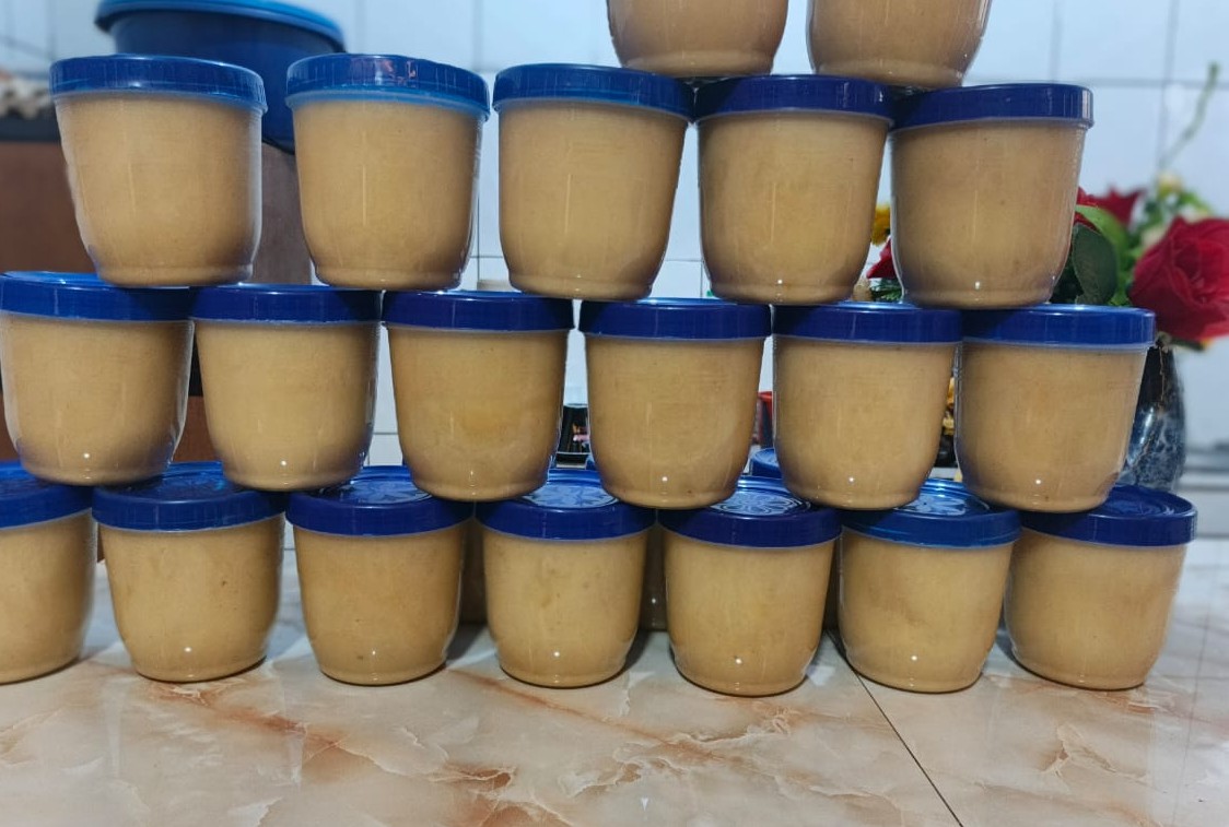 Mbiame Cream white Honey